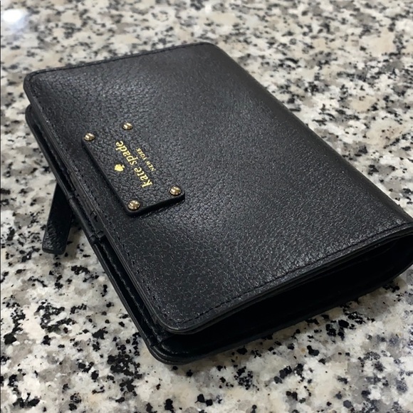 Brand New Kate Spade Wallet - Picture 8 of 8
